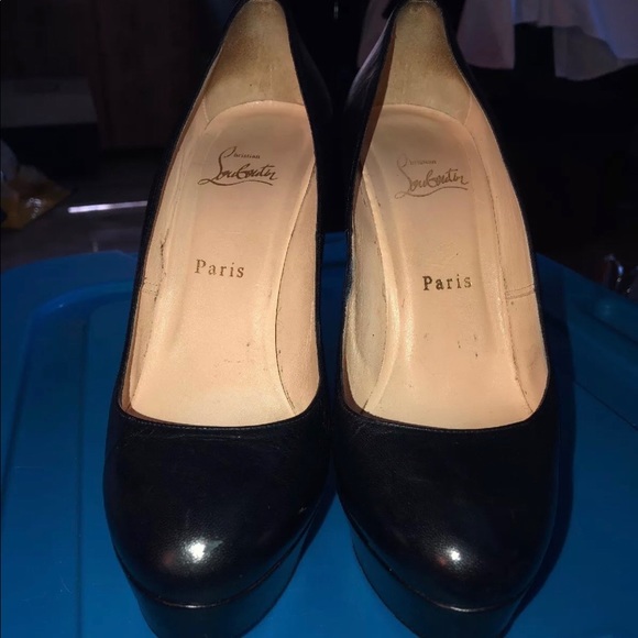 Auth Christian Louboutin Bianca Pump Black Leather - Picture 5 of 8